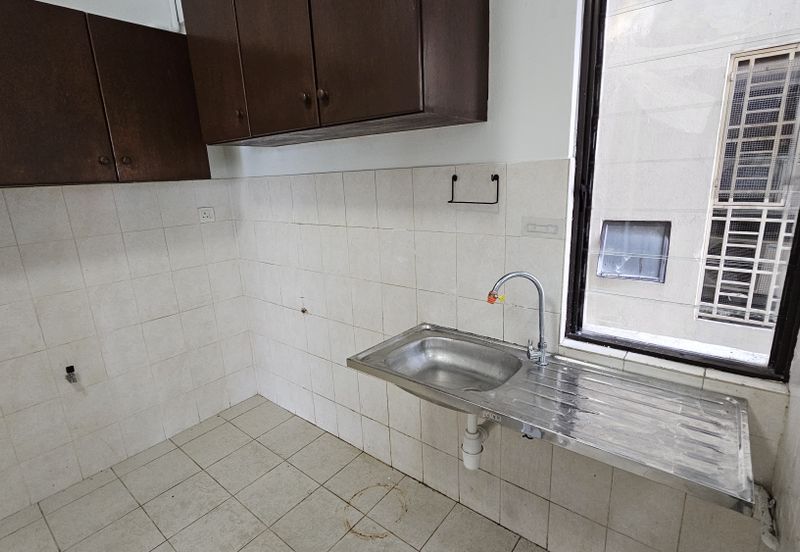 Rivercity Condominium