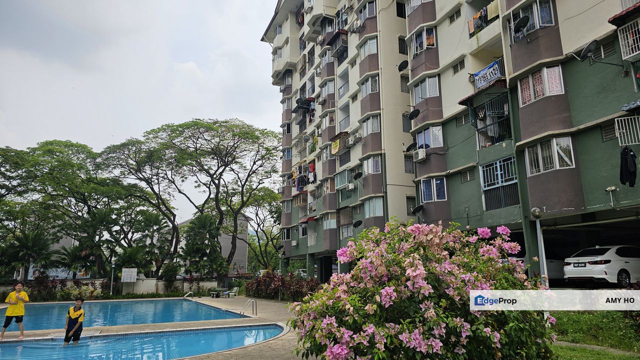 Great Value Unit – Hijau Ria Apartment @ Kepong Indah Spacious and affordable, ideal for own stay or investment., Kuala Lumpur, Kepong