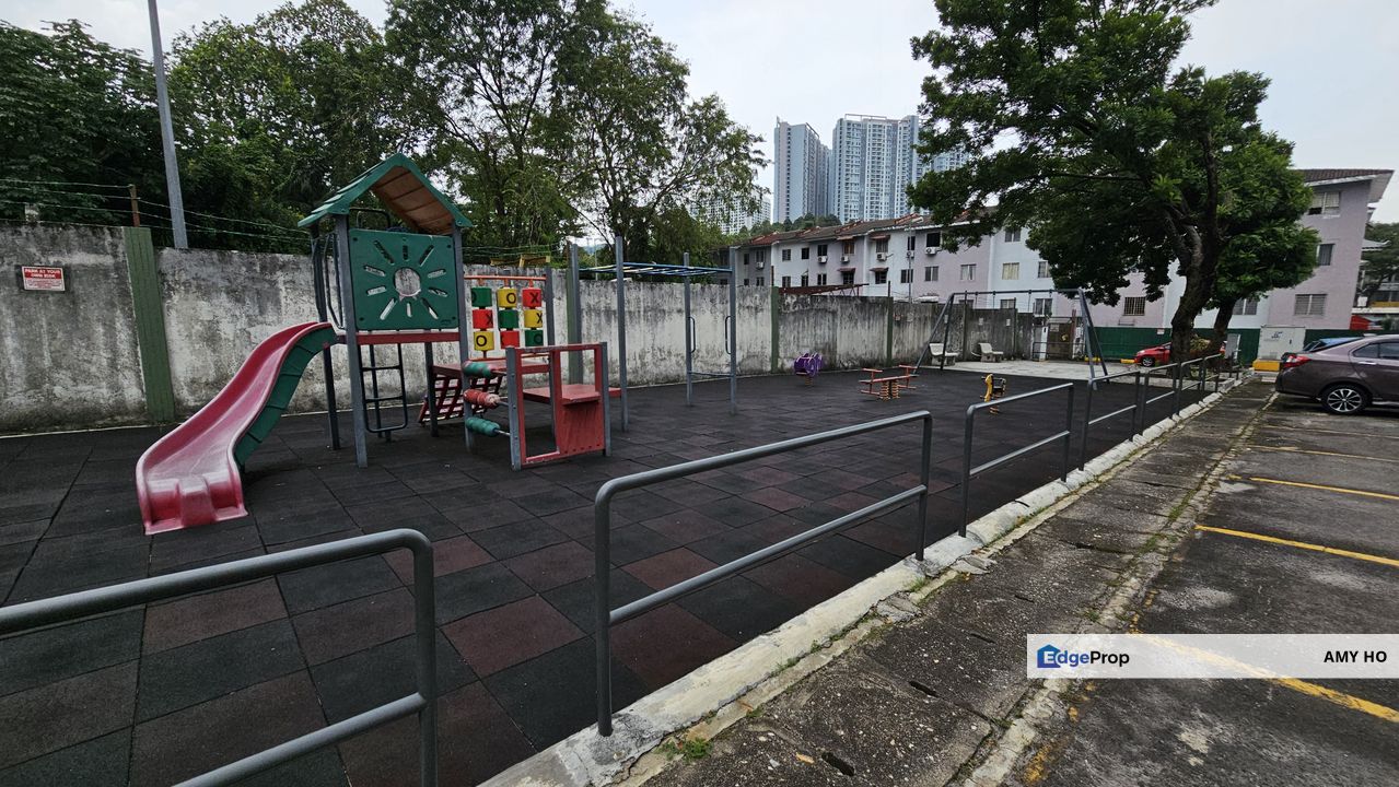 Great Value Unit – Hijau Ria Apartment @ Kepong Indah Spacious and affordable, ideal for own stay or investment., Kuala Lumpur, Kepong