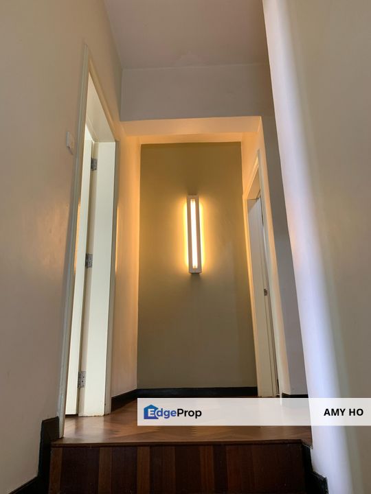 Facing Pool unit well kept well maintained unit own stay unit, Selangor, Damansara Damai