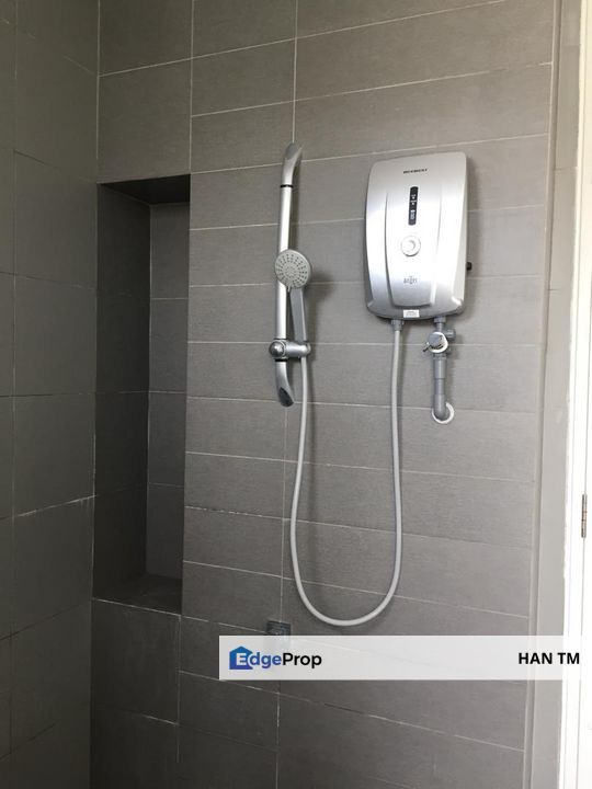 Freehold 2-storey Terrace House, Fairfield Residences @ Tropicana Heights, Kajang., Selangor, Kajang