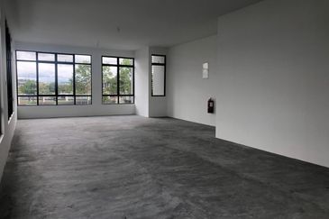 Eco Curve @ Eco Business Park 1