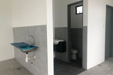 Eco Curve @ Eco Business Park 1