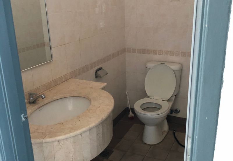 Showroom / Office Space, Melaka City Center 