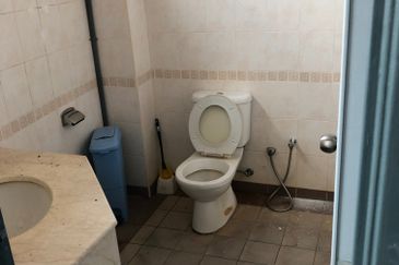 Showroom / Office Space, Melaka City Center 