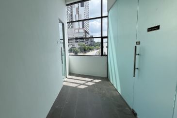 Showroom / Office Space, Melaka City Center 
