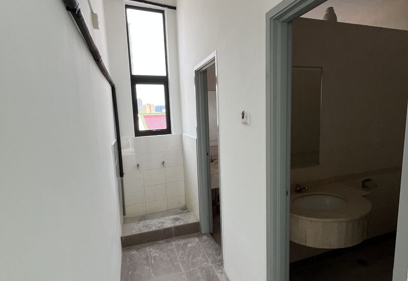 Showroom / Office Space, Melaka City Center 