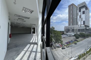 Showroom / Office Space, Melaka City Center