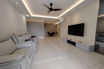 The Straits View, Bandar Baru Permas Jaya