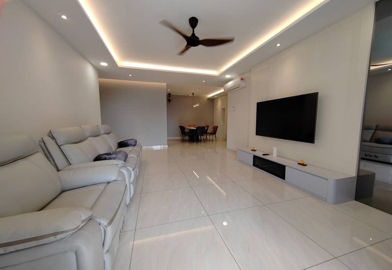 The Straits View, Bandar Baru Permas Jaya