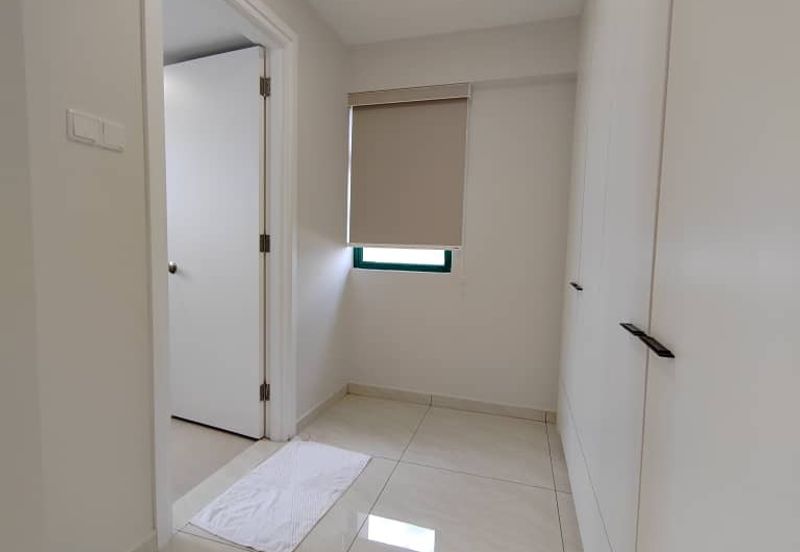 The Straits View, Bandar Baru Permas Jaya