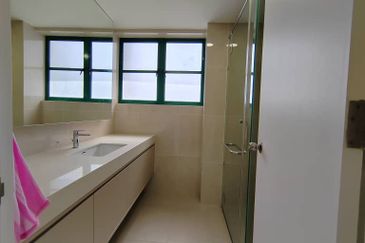 The Straits View, Bandar Baru Permas Jaya