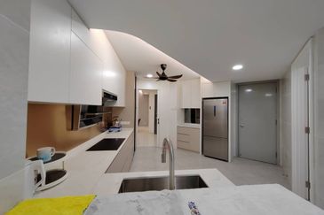 The Straits View, Bandar Baru Permas Jaya