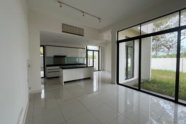 Avira Garden Terraces @ Medini