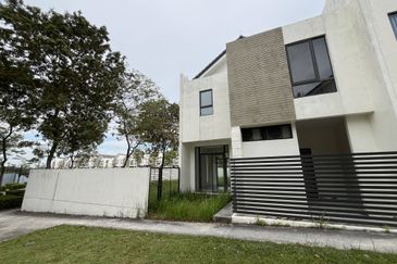 Avira Garden Terraces @ Medini