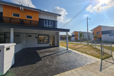 Ritma Perdana Townhouse @ LBS Alam Perdana