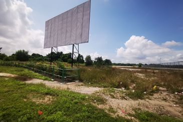 Pulau Indah Industrial Area