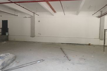 Single Storey Detached Warehouse annexed with 1 storey office, Section U, Shah Alam, Selangor