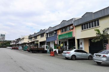 Taman Cheras Awana