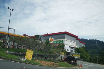 Taman Cheras Awana