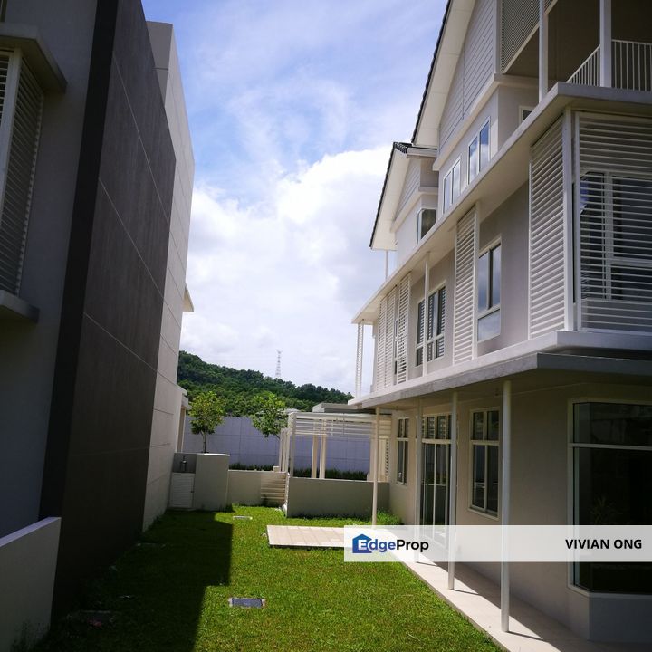 3 Storey Bungalow Villa with Swimming pool, Senja Residence, Seri Kembangan, Bluwater Estate, Selangor, Selangor, Seri Kembangan