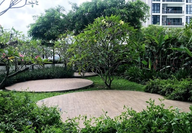 28 Boulevard (28 BLVD)