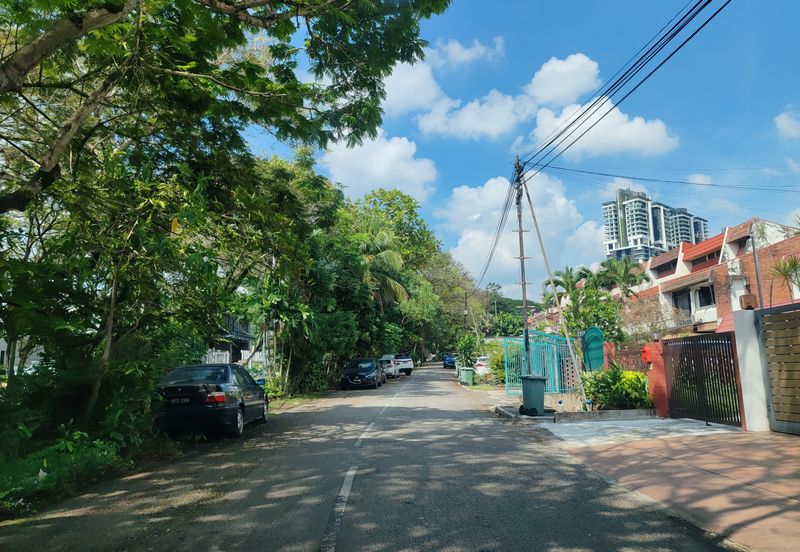 29x56 Land Size, @ storey terrace with extra land, facing Jalan Desa, Taman Desa, Price dropped, Kuala Lumpur