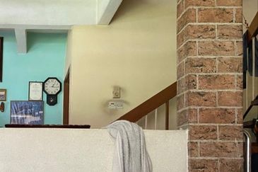 29x56 Land Size, @ storey terrace with extra land, facing Jalan Desa, Taman Desa, Price dropped, Kuala Lumpur