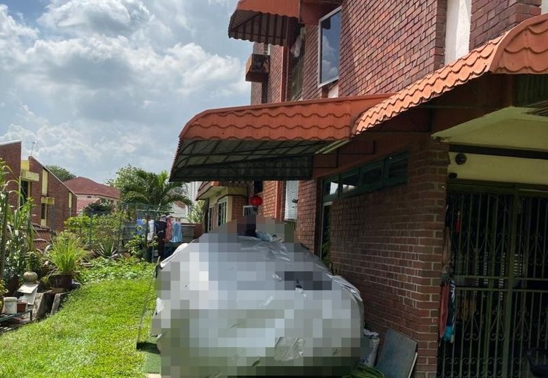 29x56 Land Size, @ storey terrace with extra land, facing Jalan Desa, Taman Desa, Price dropped, Kuala Lumpur