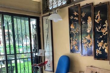 29x56 Land Size, @ storey terrace with extra land, facing Jalan Desa, Taman Desa, Price dropped, Kuala Lumpur