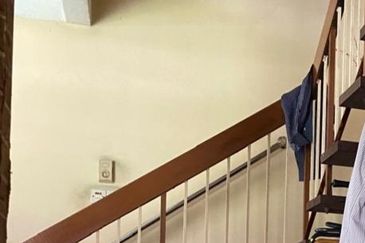 29x56 Land Size, @ storey terrace with extra land, facing Jalan Desa, Taman Desa, Price dropped, Kuala Lumpur