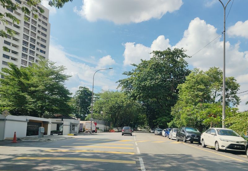 2 Storey Terraced House with extra land for sale, Freehold, Taman Desa, Jalan Desa Utama, Old Klang Road, Jalan Klang Lama, Kuala Lumpur