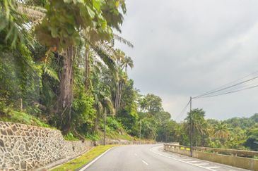 Jalan Bukit Tunku 