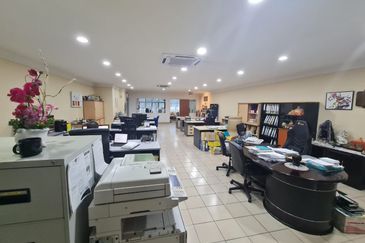 Pusat Perdagangan Seri Kembangan