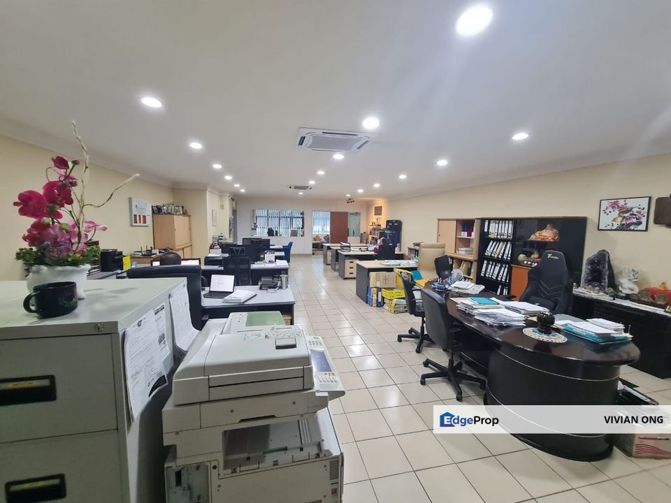 Office for sale, with Lift, facing road, Taman Serdang Perdana, Seri Kembangan, Selangor, Selangor, Seri Kembangan