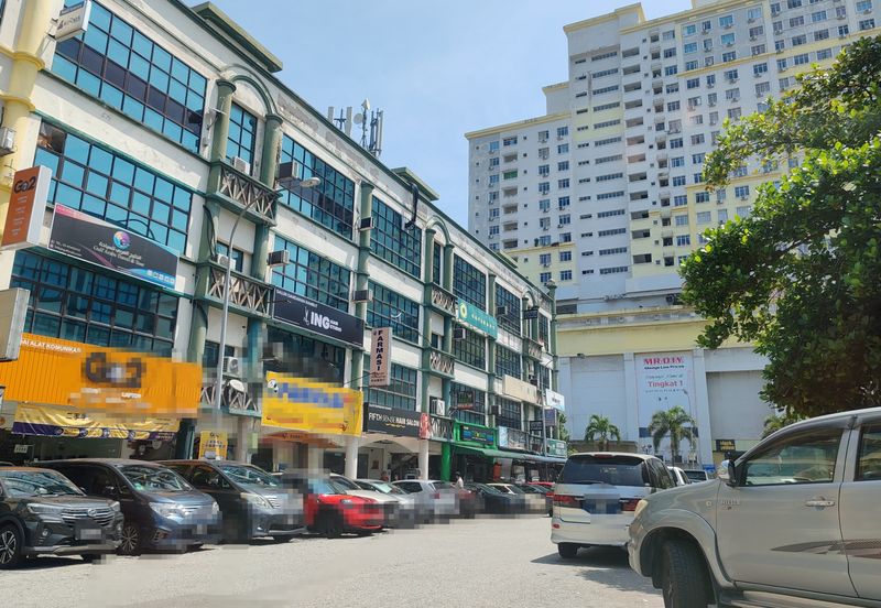 Pusat Perdagangan Seri Kembangan
