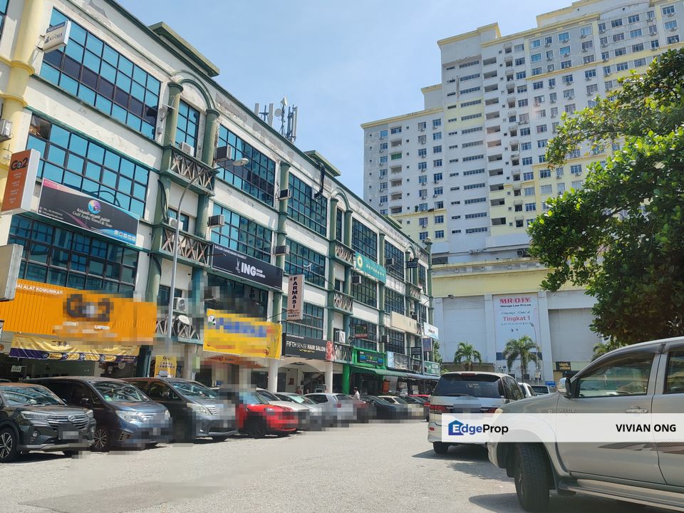 Office for sale, with Lift, facing road, Taman Serdang Perdana, Seri Kembangan, Selangor, Selangor, Seri Kembangan