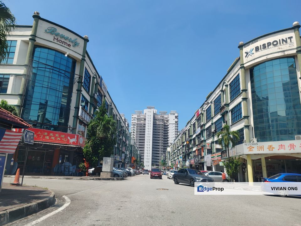 Office for sale, with Lift, facing road, Taman Serdang Perdana, Seri Kembangan, Selangor, Selangor, Seri Kembangan