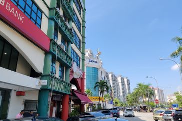 Pusat Perdagangan Seri Kembangan
