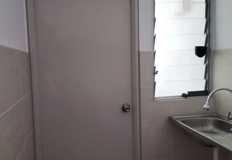 Residensi Gembira 737