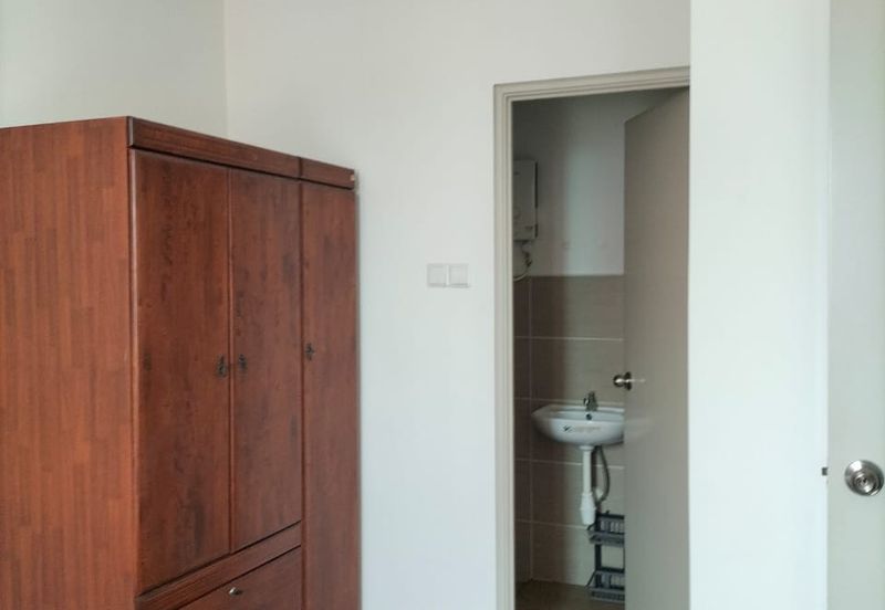 Residensi Gembira 737