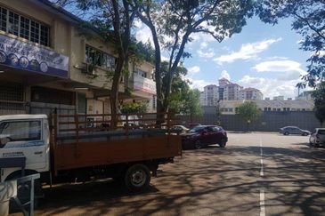 Sri Edaran Light Industrial Park