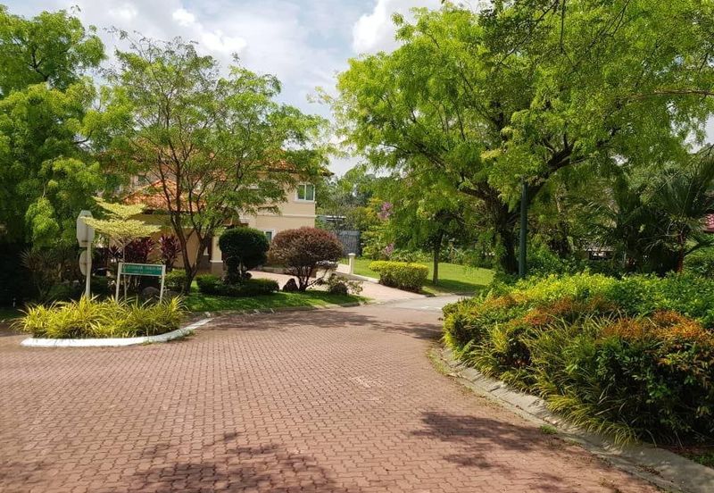 Sierramas (Sierramas East)