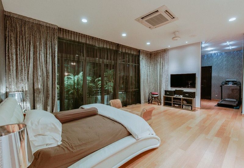 The Residence, Mont Kiara