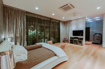 The Residence, Mont Kiara