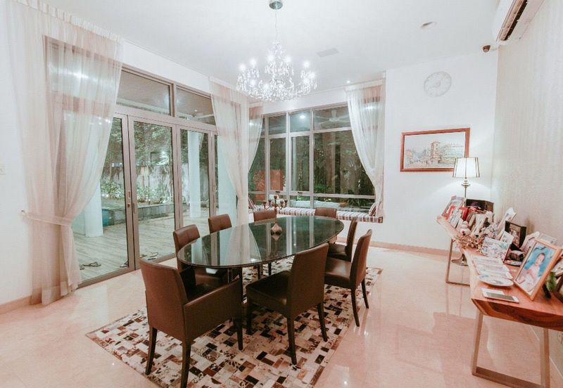 The Residence, Mont Kiara