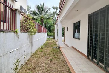 Tropicana Golf & Country Resort