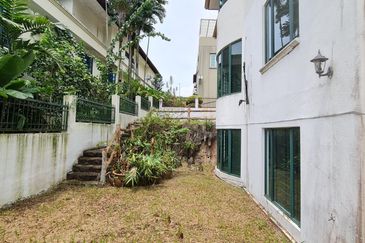 Tropicana Golf & Country Resort