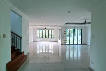 Tropicana Golf & Country Resort