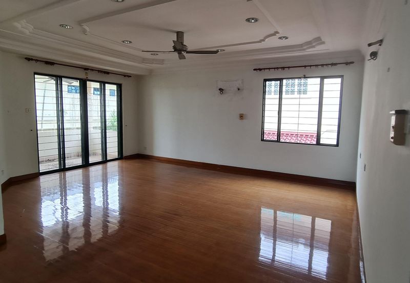 Tropicana Golf & Country Resort